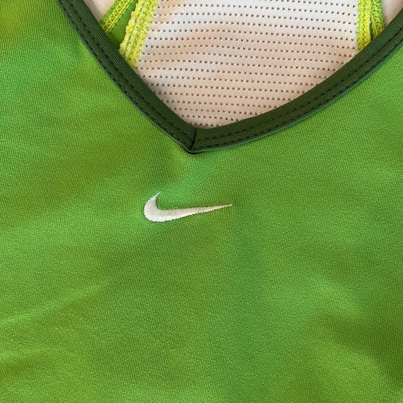 Like New Nike Tennis Outfit - Picture 3 of 9